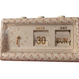 XO POPPY Retro Calendar Flip Alarm Clock Date Day Vintage Look Battery Bows